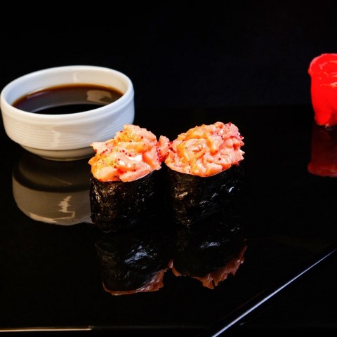 Гункан с гребешком (2шт в порции)